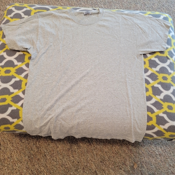 CHAMPION Large Tee - Picture 2 of 6